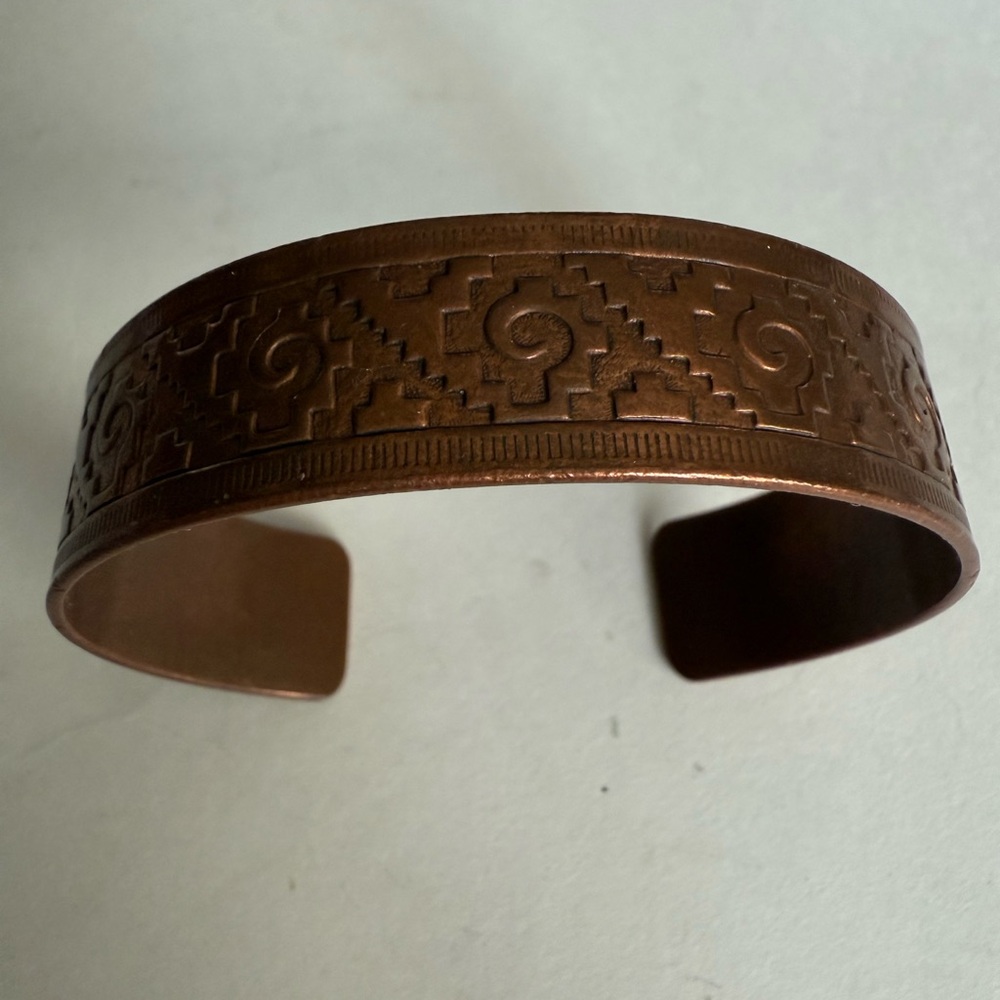 Vintage Copper Patterned Bracelet - image 7